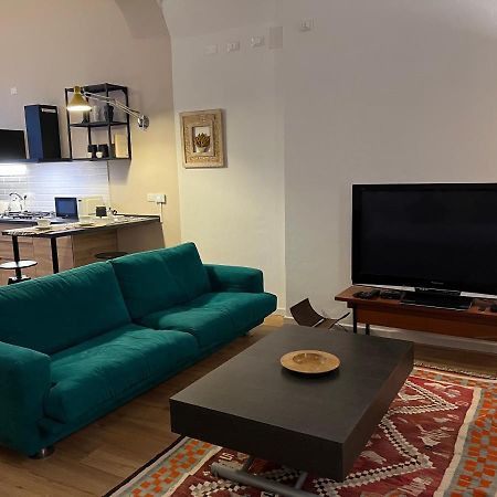Housmart Senzanome 9/3 Apartment โบโลญญา ภายนอก รูปภาพ