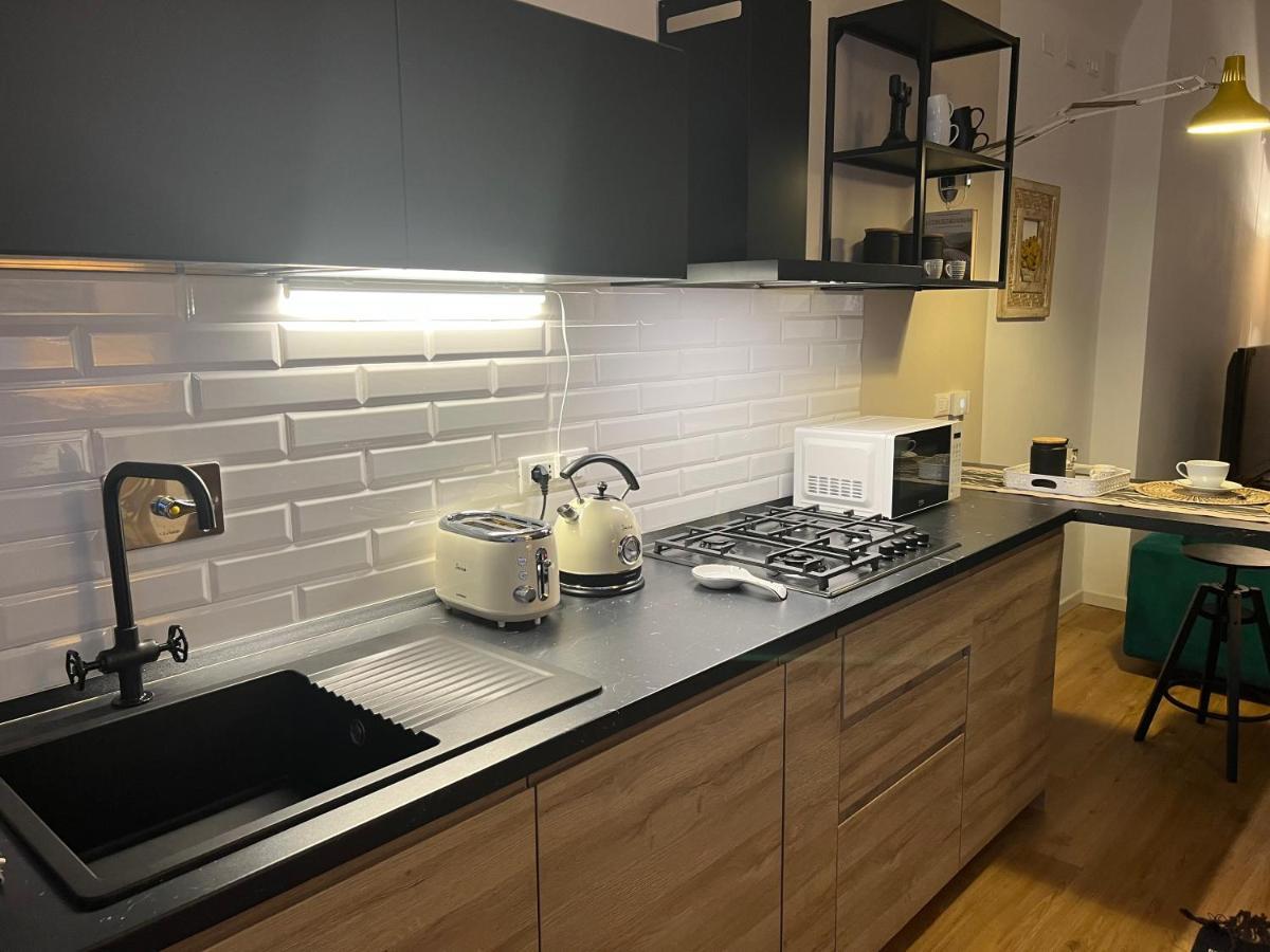 Housmart Senzanome 9/3 Apartment โบโลญญา ภายนอก รูปภาพ