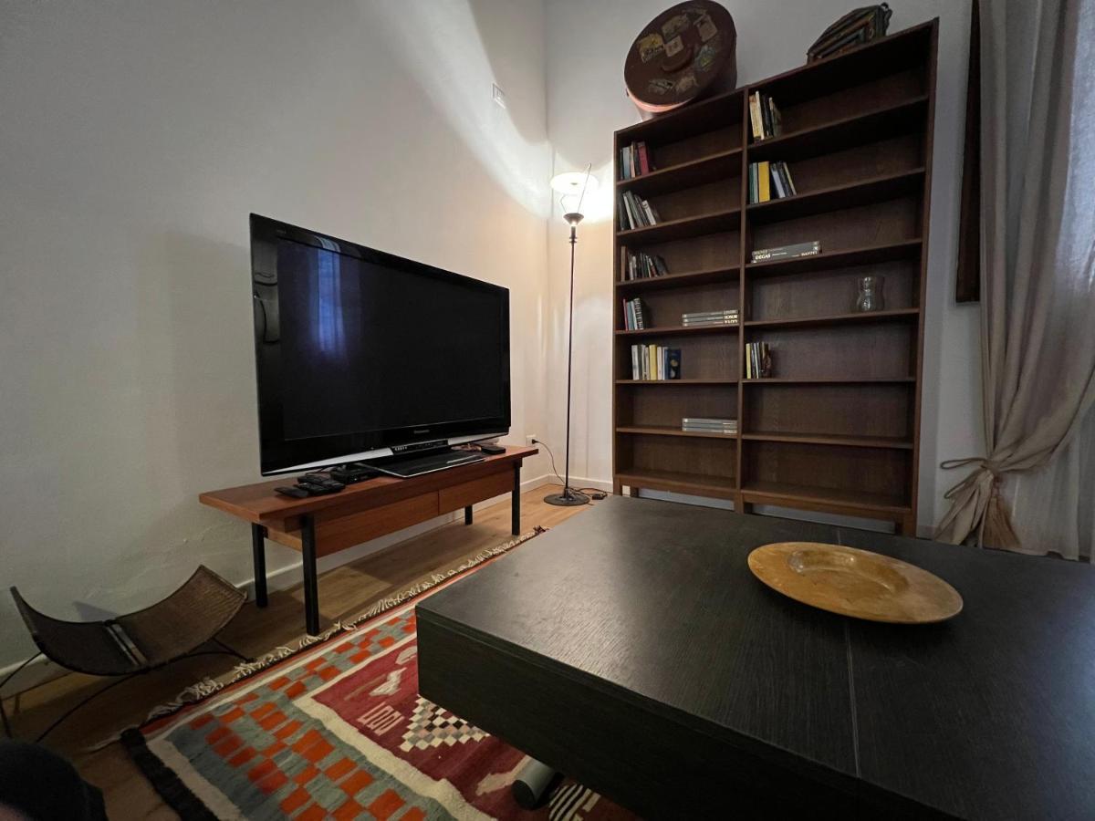 Housmart Senzanome 9/3 Apartment โบโลญญา ภายนอก รูปภาพ